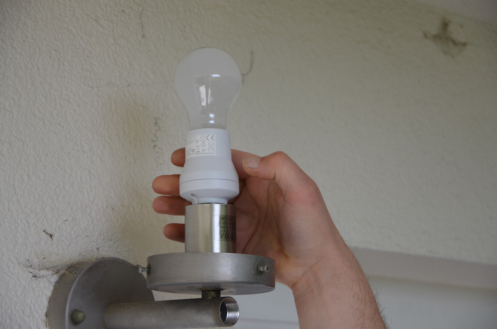 Franzi bastelt ein Smart Home - #2 Terrassenlicht & Bewegungsmelder